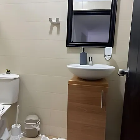 Centrico Y Confortable Apto Casa Dona Yola 7 Apartamento